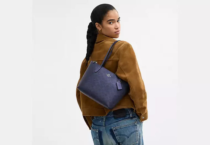 Fiona Zip Tote Bag In Signature Canvas