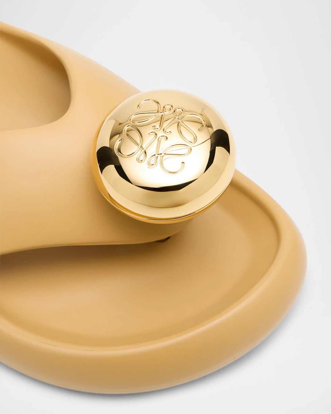 Loewe Pebble Patent Toe-Post Slide Sandals